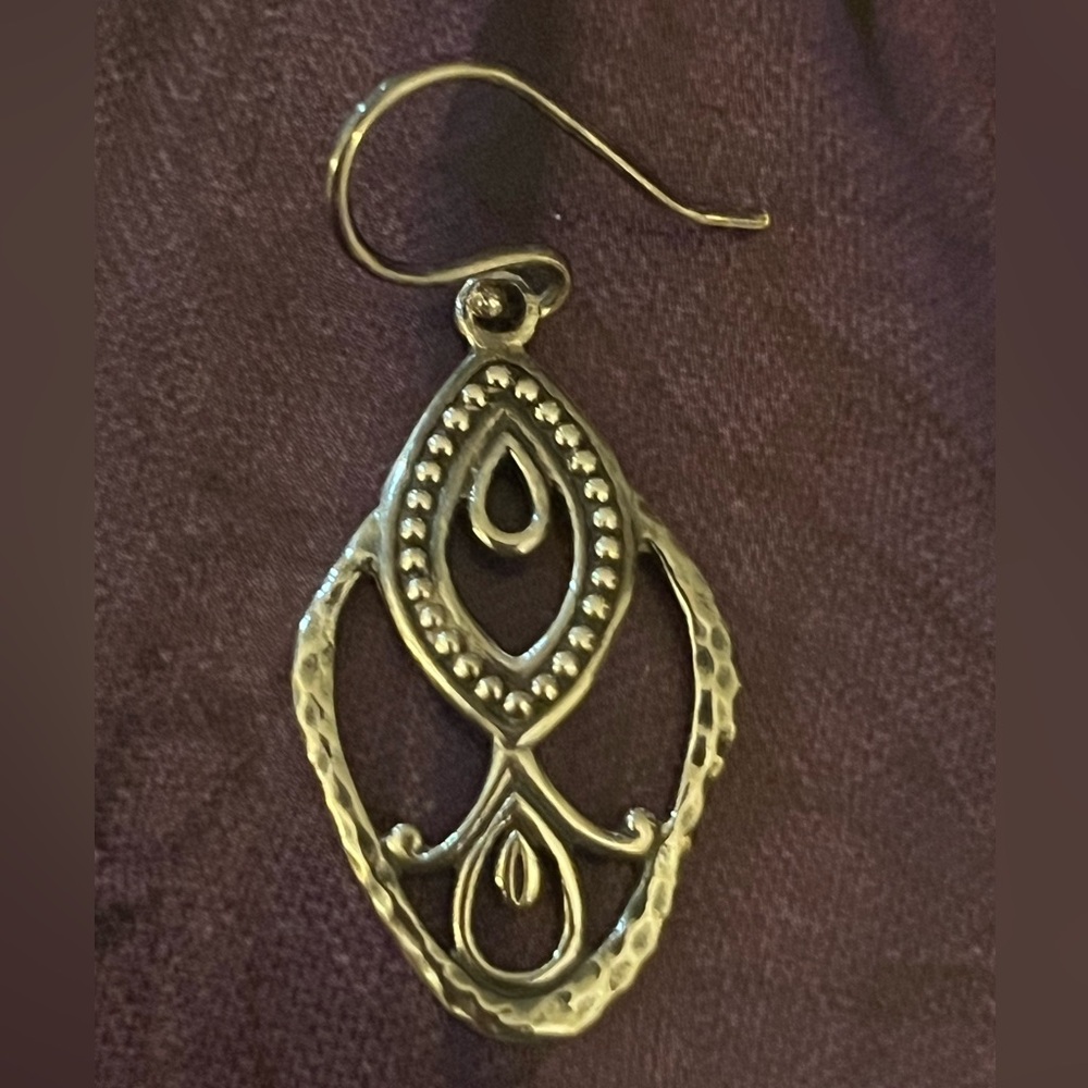 Silpada SINGLE EARRING ONLY Art Decor Earring - Picture 2 of 2